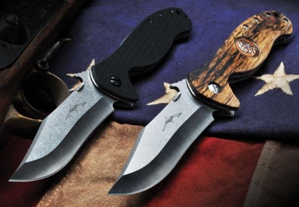 Нож Emerson Patriot и вариант Special Edition с дубовой ручкой Нож Emerson Patriot и вариант Special Edition с дубовой ручкой