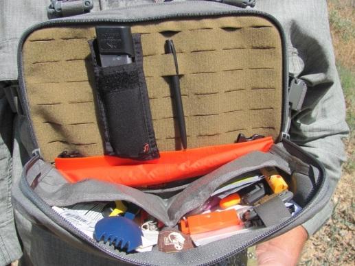 Первый отдел в сумке Heavy Recon Kit Bag