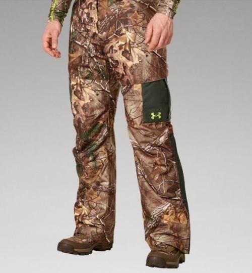 Брюки в костюме Under Armour Gunpowder Брюки в костюме Under Armour Gunpowder