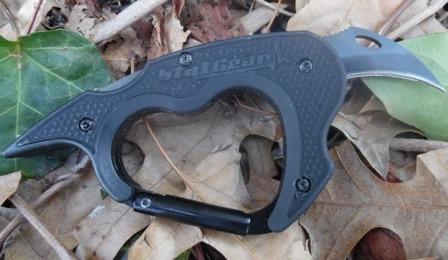 Повседневный нож в карабине CaraClaw от StatGear Повседневный нож в карабине CaraClaw от StatGear