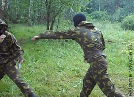 Ножевой бой с ножом типа "керамбит" Ножевой бой с ножом типа "керамбит"