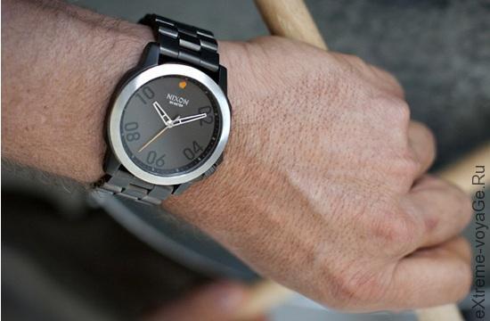 Наручные кварцевые часы туриста Nixon Ranger 45 Наручные кварцевые часы туриста Nixon Ranger 45