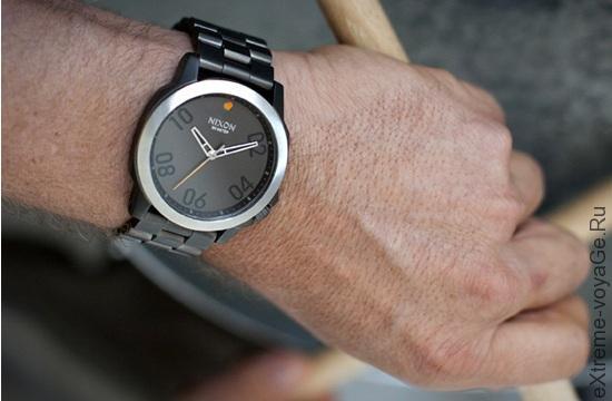 Наручные кварцевые часы туриста Nixon Ranger 45