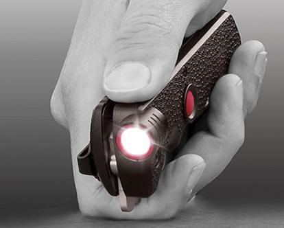 Складной нож с фонариком Coast LK375 Light Knife Складной нож с фонариком Coast LK375 Light Knife