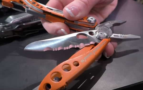 Серрейтор на мультитуле Leatherman Skeletool RX Серрейтор на мультитуле Leatherman Skeletool RX