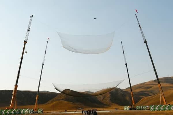 скайдайвер Люк Айкинс осуществил прыжок с высоты 7600 метров без парашюта