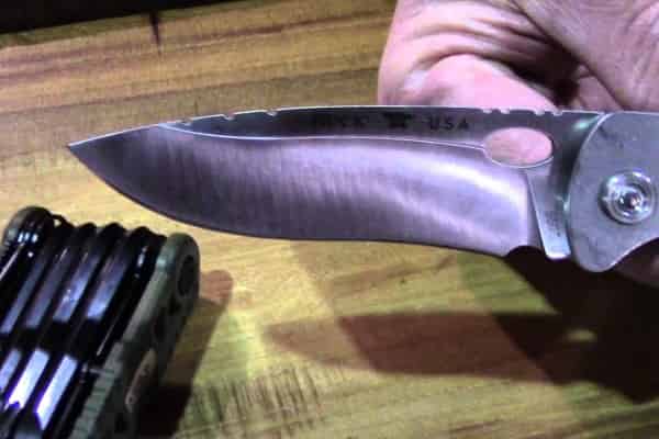 Складной нож на 5 сменных лезвий 550 Selector 2.0